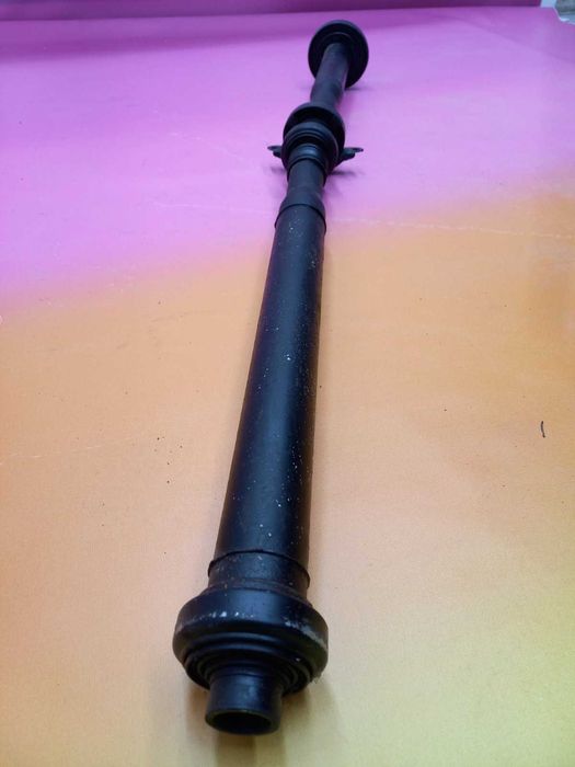Карданный вал Кардан задний 7P0521102R 3.0 TDI Touareg NF 7P Туарег НФ