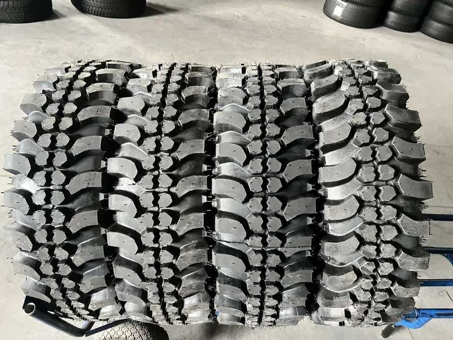 Купити шини гуму покришки 205/70 R15 бездоріжжя болото багнюка пісок