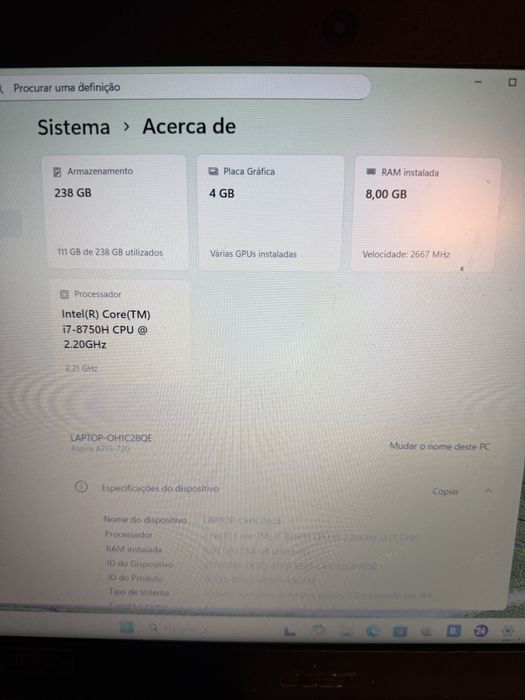 Portátil Acer Aspire i7 / 8GB RAM / Gráfica dedicada – Bom estado