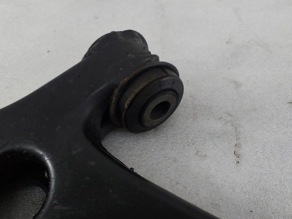 Braço de suspensão frente esquerdo VOLVO C30