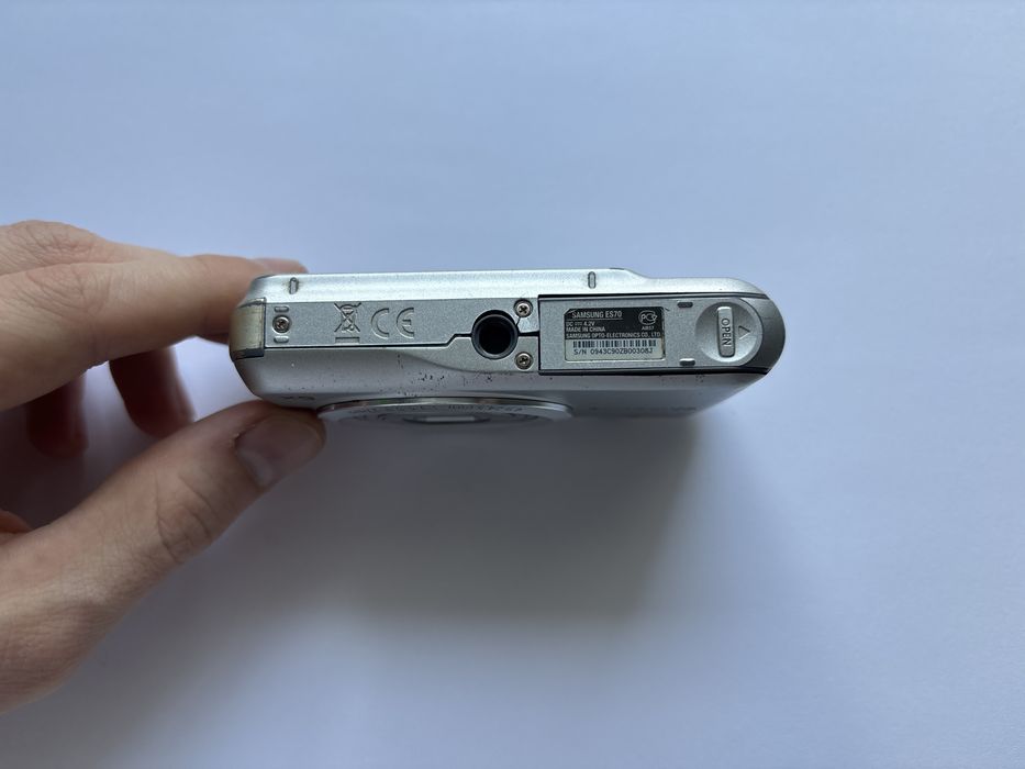 Apatat cyfrowy Samsung ES70