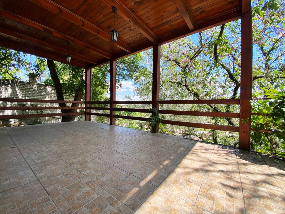 База відпочинку на р. Дніпро в районі с. Розумівка.