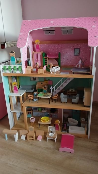 Domek dla lalek z Lidla