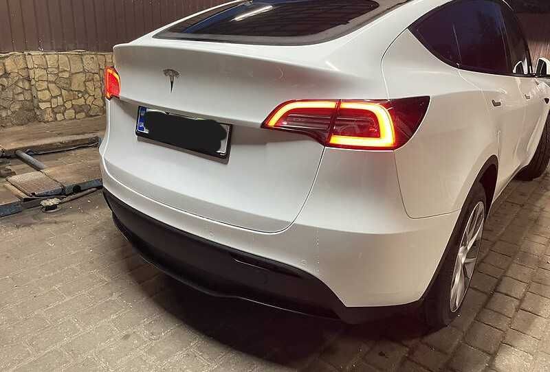 Tesla Model Y 2022: 17 300 $ - Tesla Київ на Olx