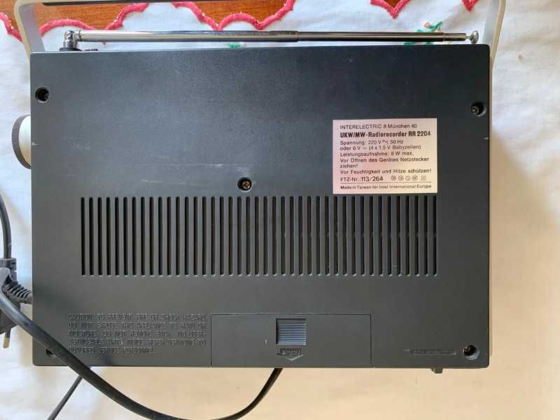 Retro  radiomagnetofon Intel RR2204 perełka