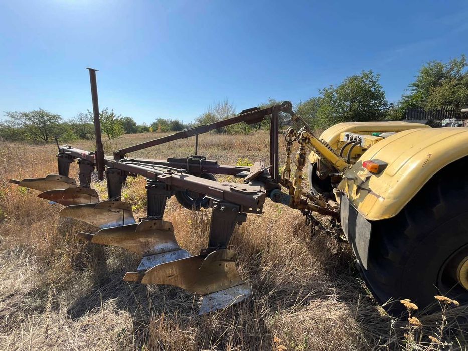 Поодам Трактор т 150к з плугом ЯМЗ 238