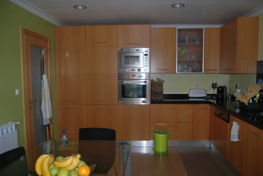 Moradia T4 Mobilada junto ao Oeiraspark e acesso A5