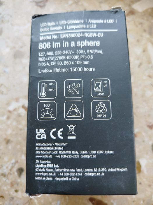 Żarówka LED E27 9W 800lm sterowana aplikacja że smartfona