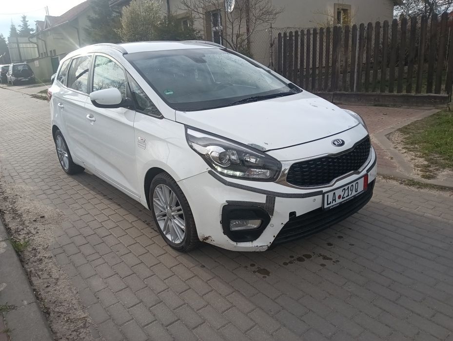 Kia Carens 1 ,7 Crdi , LED , 7 Osob