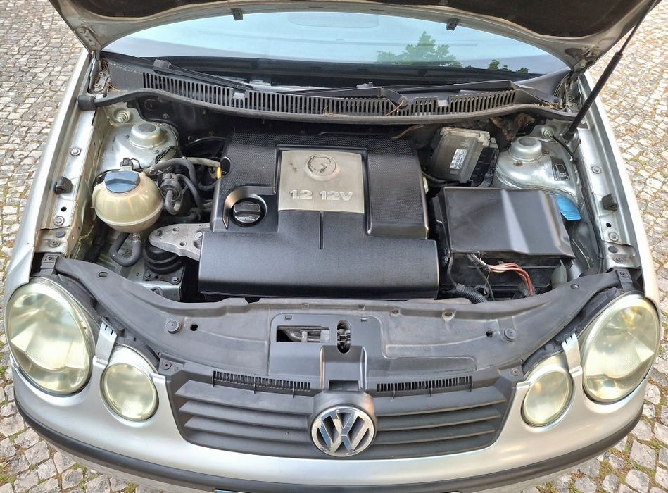 VW Polo 1.2i 12v 5Portas Nacional 02