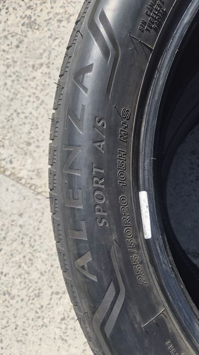 255/50R20 Bridgestone Alenza