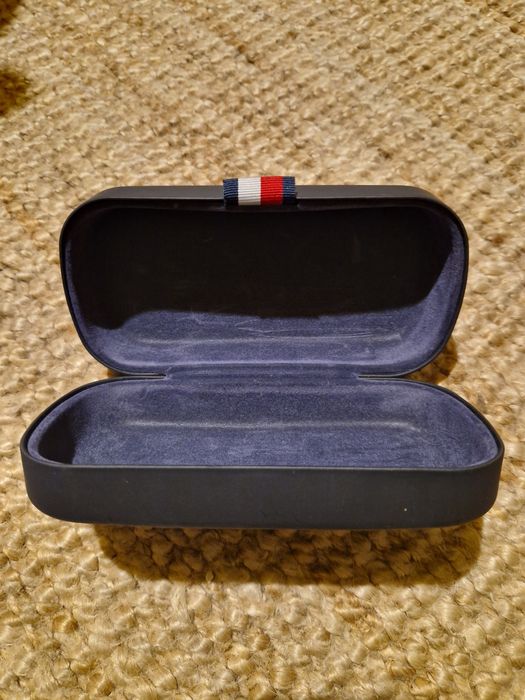 Etui na okulary Tommy Hilfiger