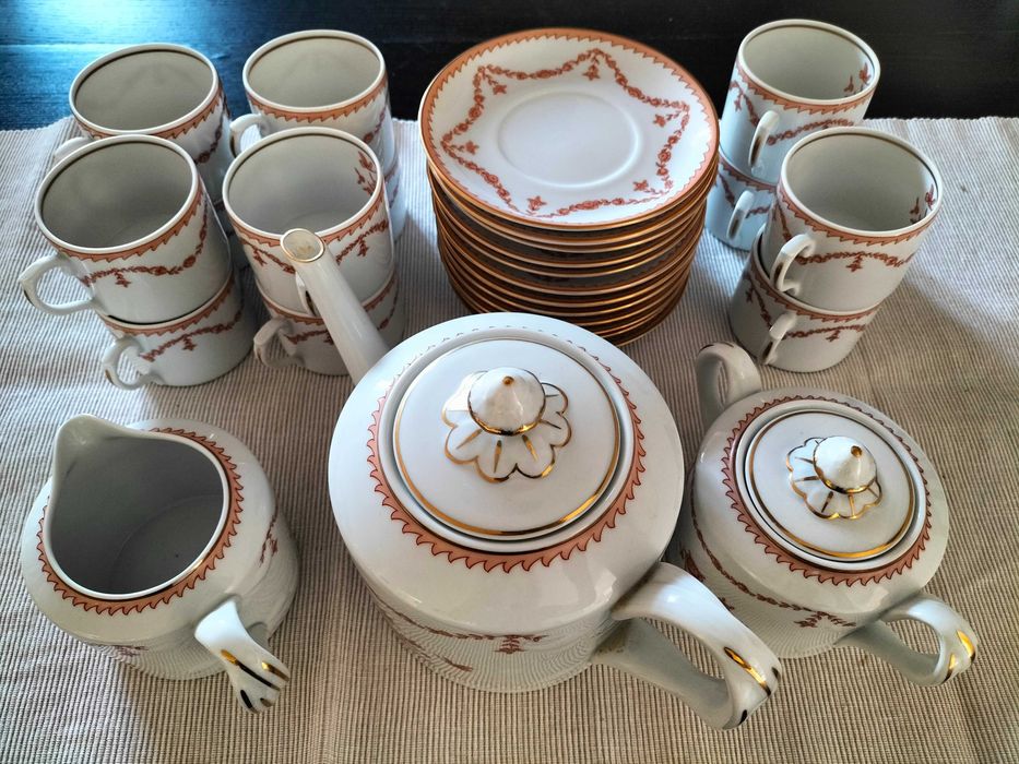 Vista Alegre Tea Set