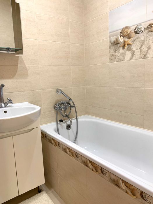 Центр. 2-кімнати. Старий Поділ. Поруч парк. Власник. Квартира подобово