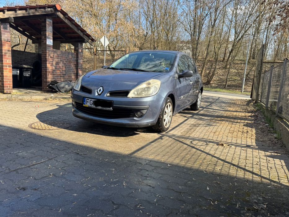 Renault Clio 1.4 16V klima bogata wersja Privilege - niski przebieg