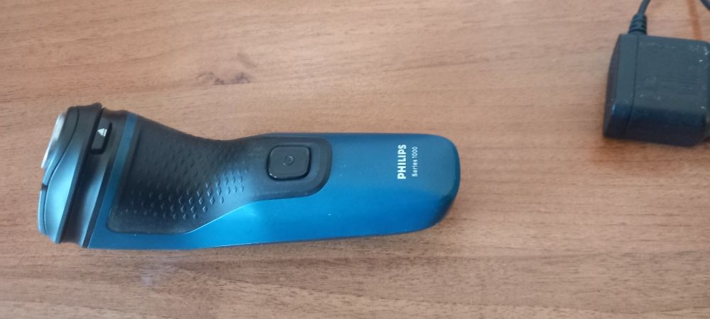 Продам бритву філіпс