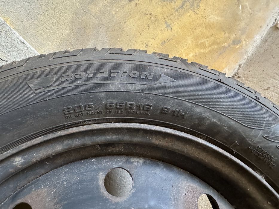Jantes de 16" com furacao 5*108 com pneus