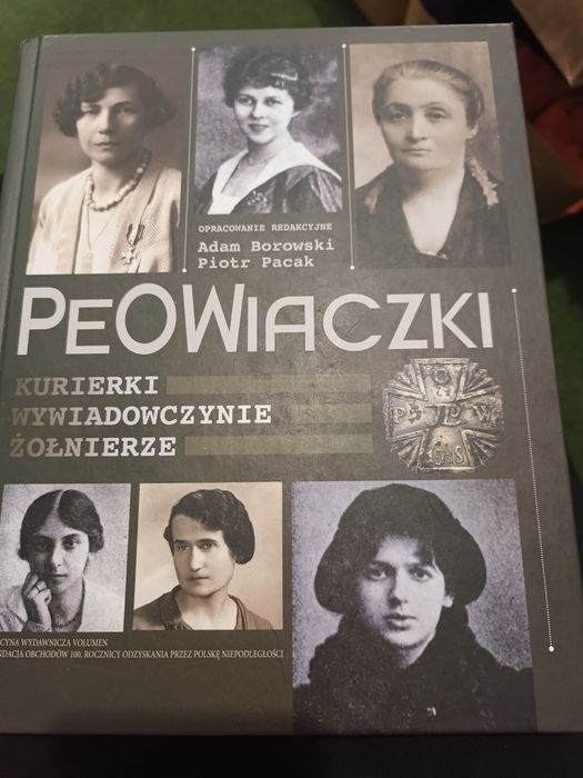 Książka peowniaczki