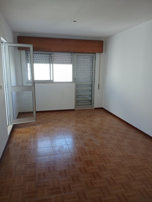Apartamento T2 em Vila D' Este