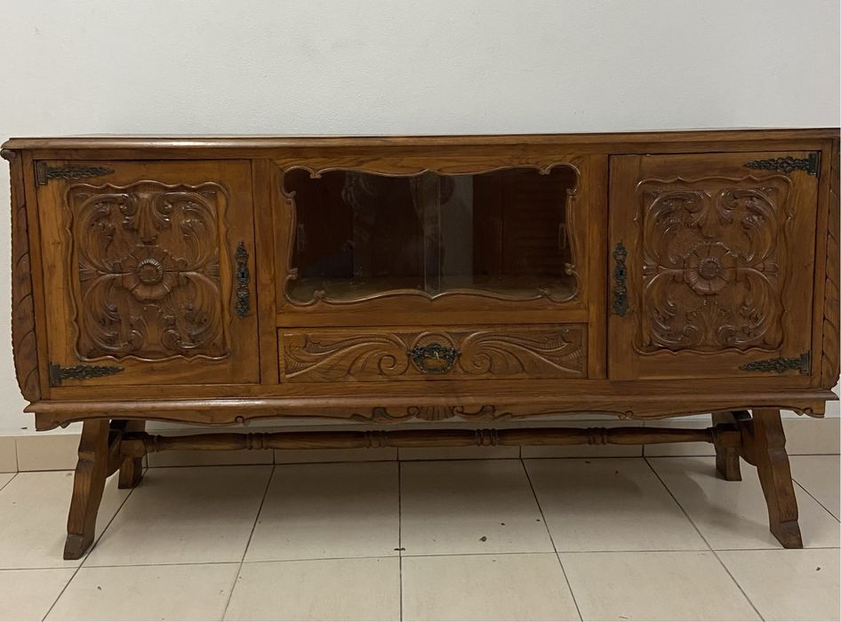 Aparador louceiro  vintage rustico