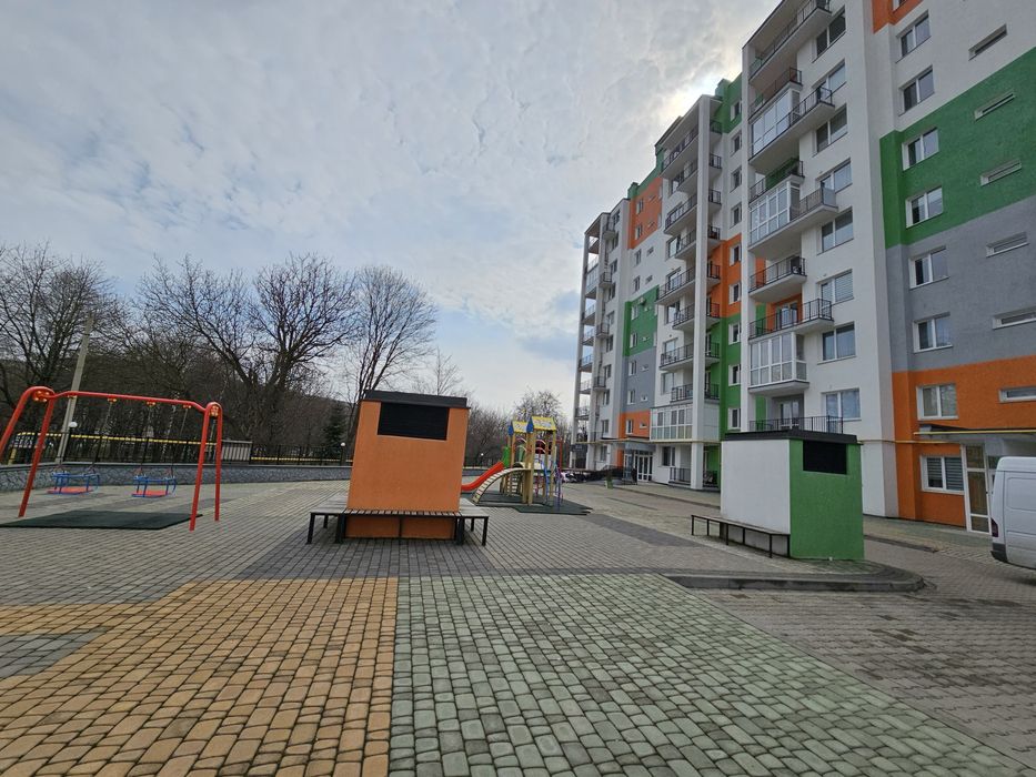 Терміново! Продається 2-кім новобудова, Героїв Майдану