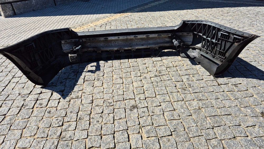 Para-choques traseiro Audi A4 B5 8D carrinha original pré facelift 1996 a 1999