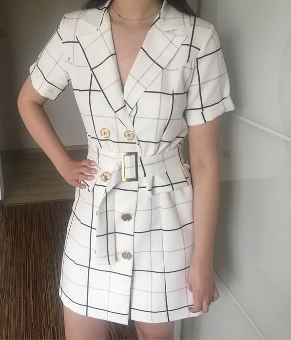 Sukienka  elegancka
