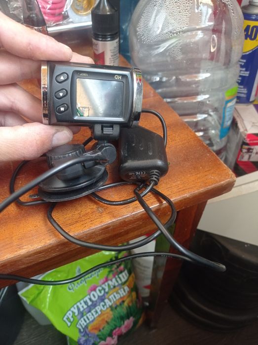 Продам хороший видеорегистратор