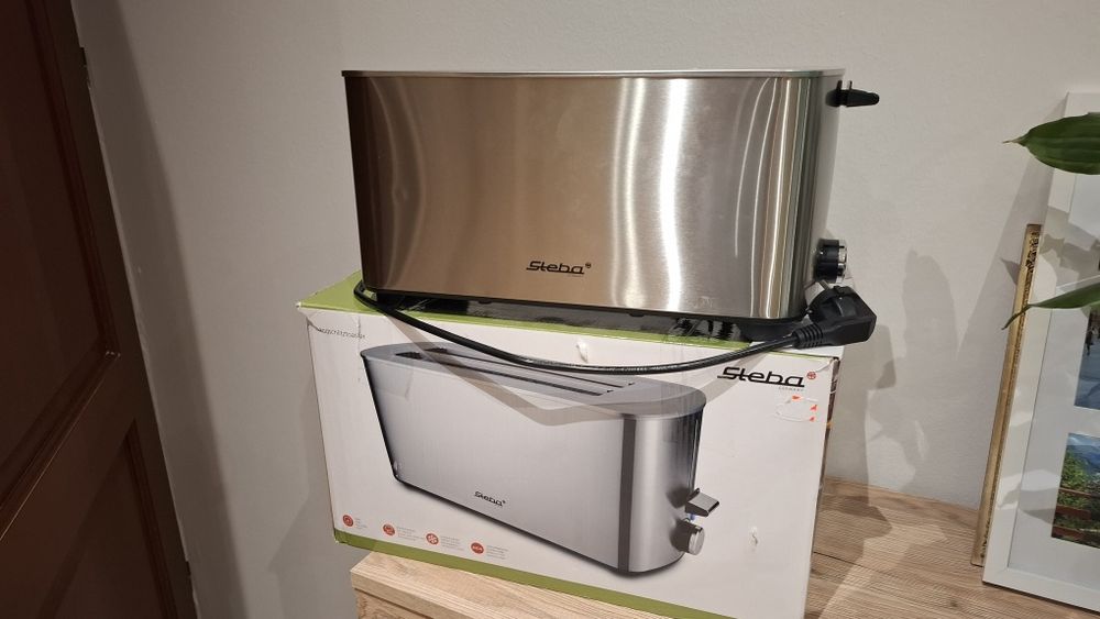 Toster z długimi szczelinami