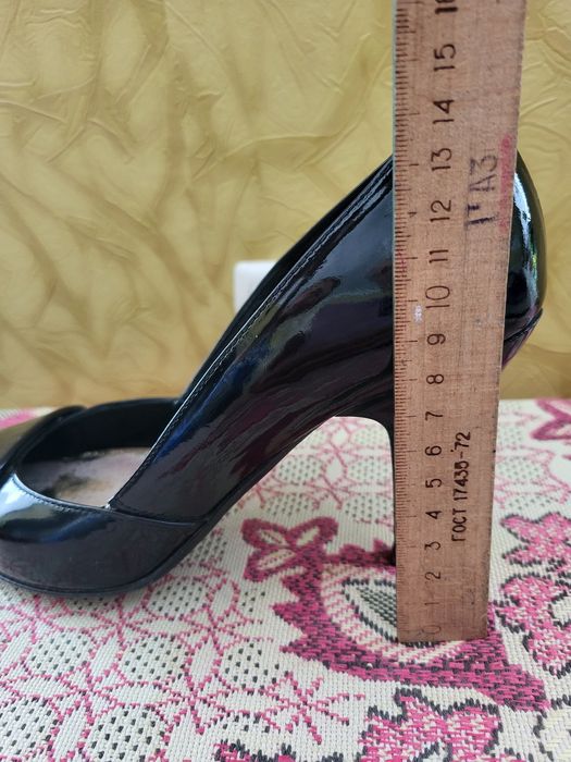 Туфлі лаковані,,