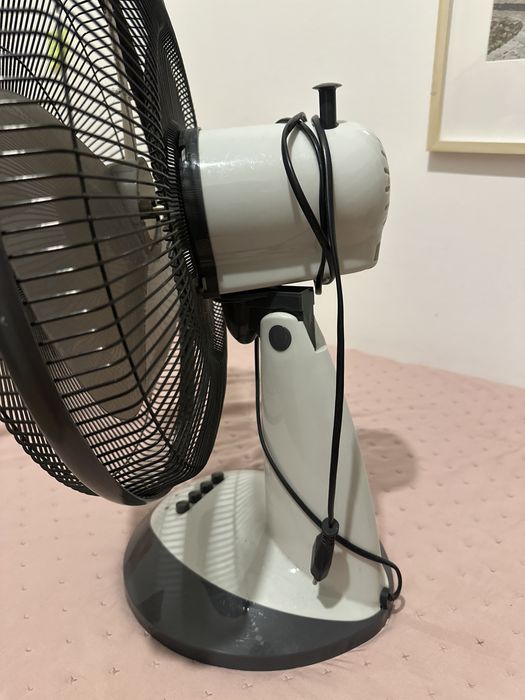 Ventuinha ideal para o verão, como nova, pouco uso,