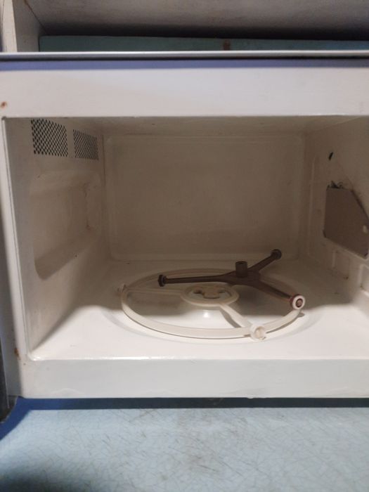 Продам микроволновку даево