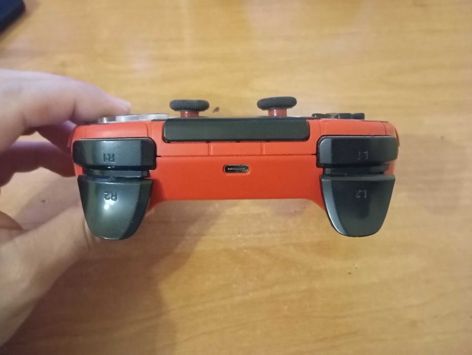 Безпровідний ігровий геймпад