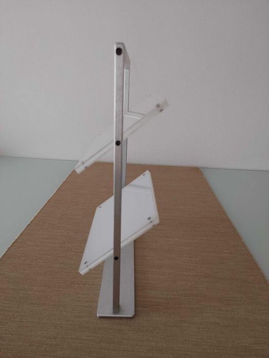 Moldura de metal IKEA