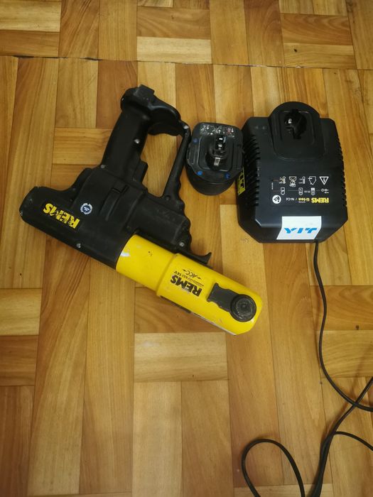 Zaciskarka Akumulatorowa prasa REMS Mini-Press