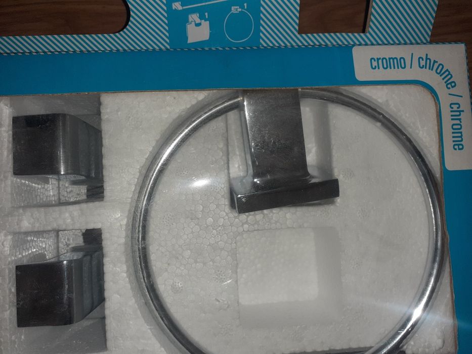 NOVO! Conjunto toalheiro e suporte para rolo de papel