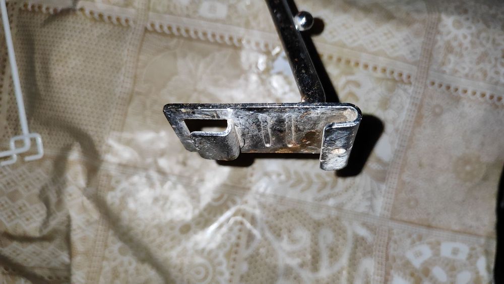 Кронштейн на сітку металевий