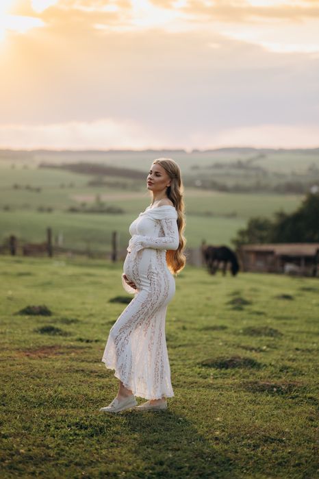 Біле трендове плаття