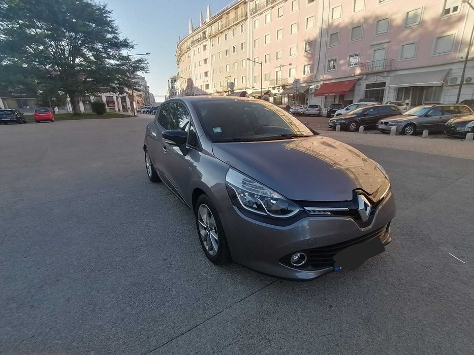 Renault Clio 4 Limited.