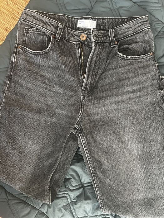 Продам джинси Bershka Mom  36
