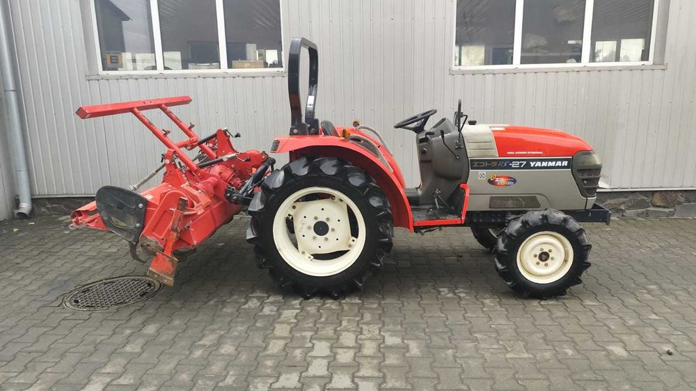 Japoński traktorek Yanmar RS 27 z glebogryzarką 4x4 27 KM Rewers Wspom