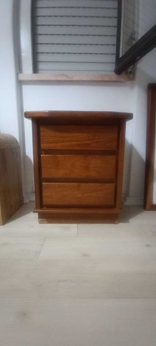Mesa de cabeceira