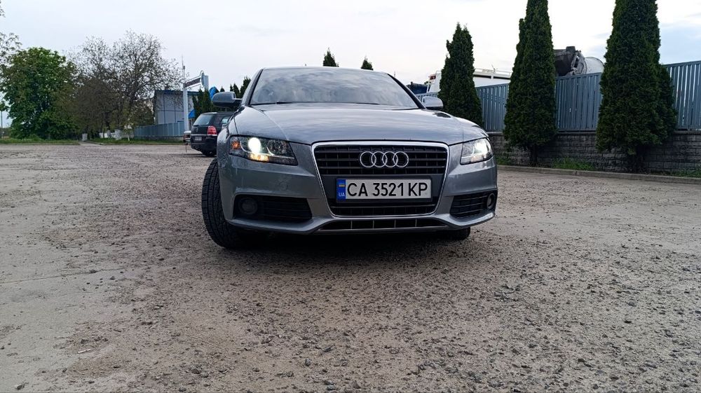 ПРОДАМ Audi A4B8   2.0TFSI
