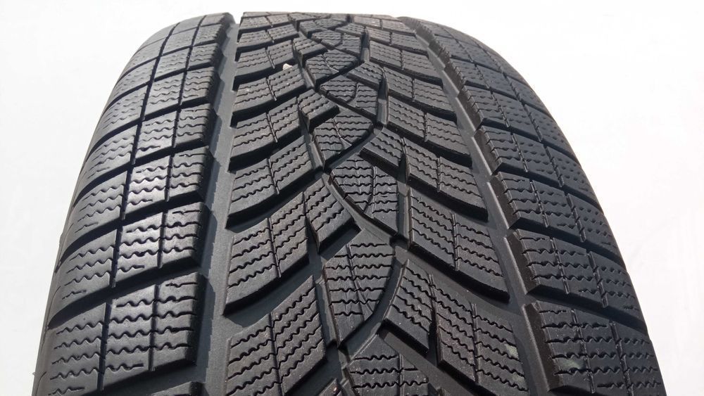 1x Opona zimowa 275/50/20 GOOD-YEAR U G PERFORMENCE+ 113V XL SUV 8,2mm