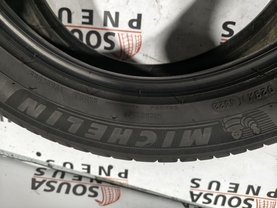 2 pneus semi novos 205-55R17 Michelin - Oferta dos portes