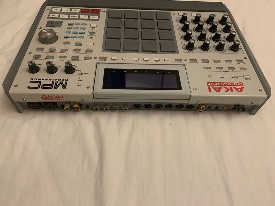 Akai MPC Renaissance EM perfect condition — incredible sampler controller64172176214018121