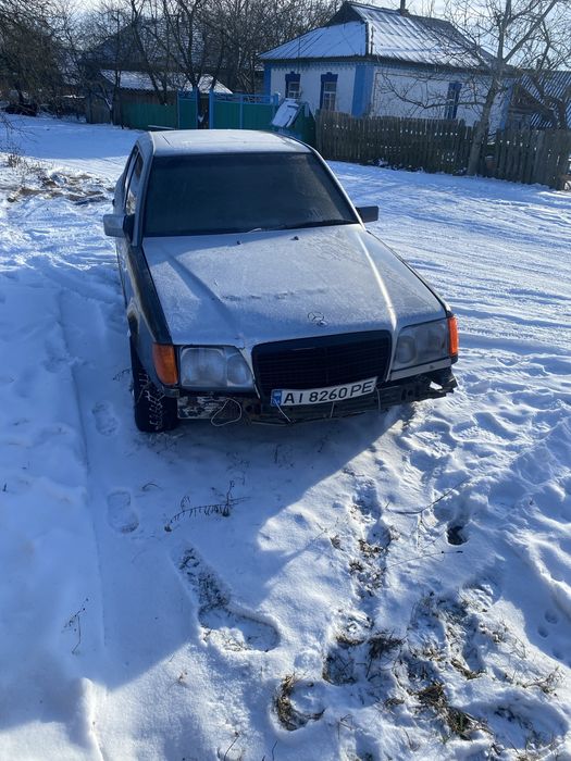 Продам мерс 124