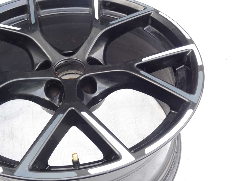 felga aluminiowa przód audi a3 rs3 rs 9j 19 8y0,601025bp 8y0,601025cb