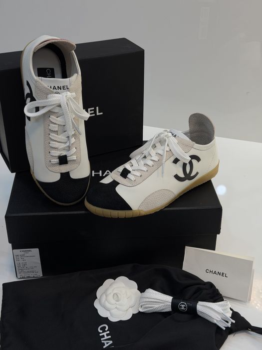 Кеди  від CHANEL