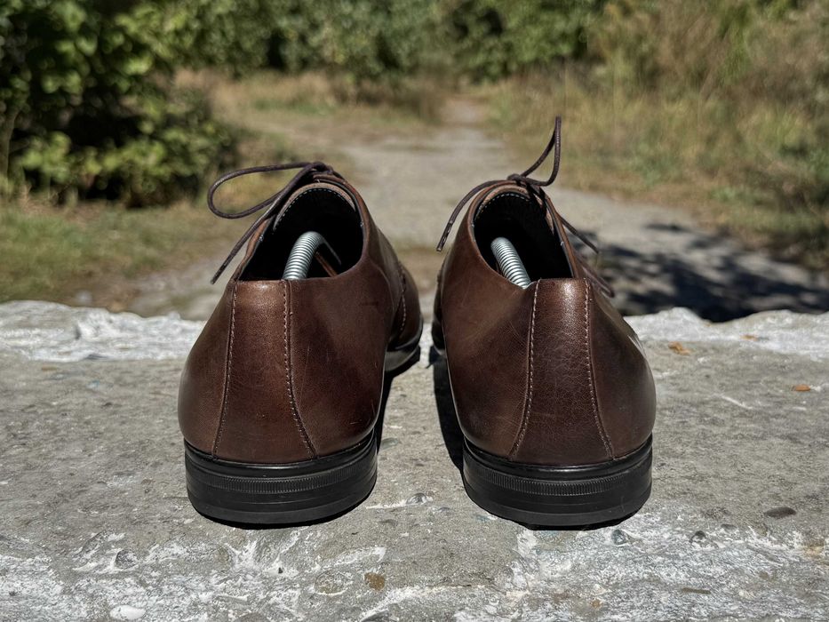 Стильні, шкіряні, чоловічі туфлі Hugo Boss